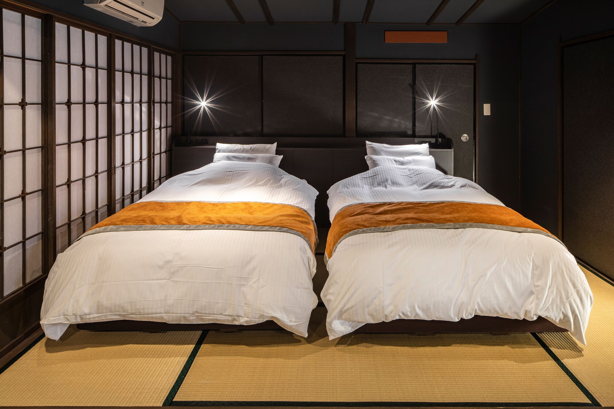 Semi Room, Suite, Twin Beds, 3 Futon Beds
