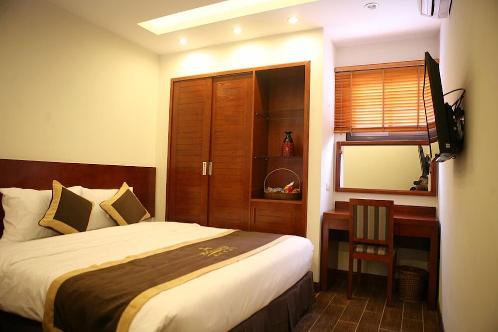 SUPERIOR, DOUBLE BED