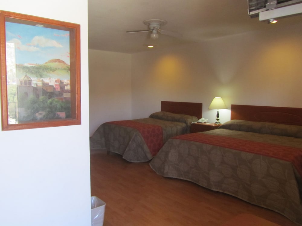 Hotel Don Miguel 21/72