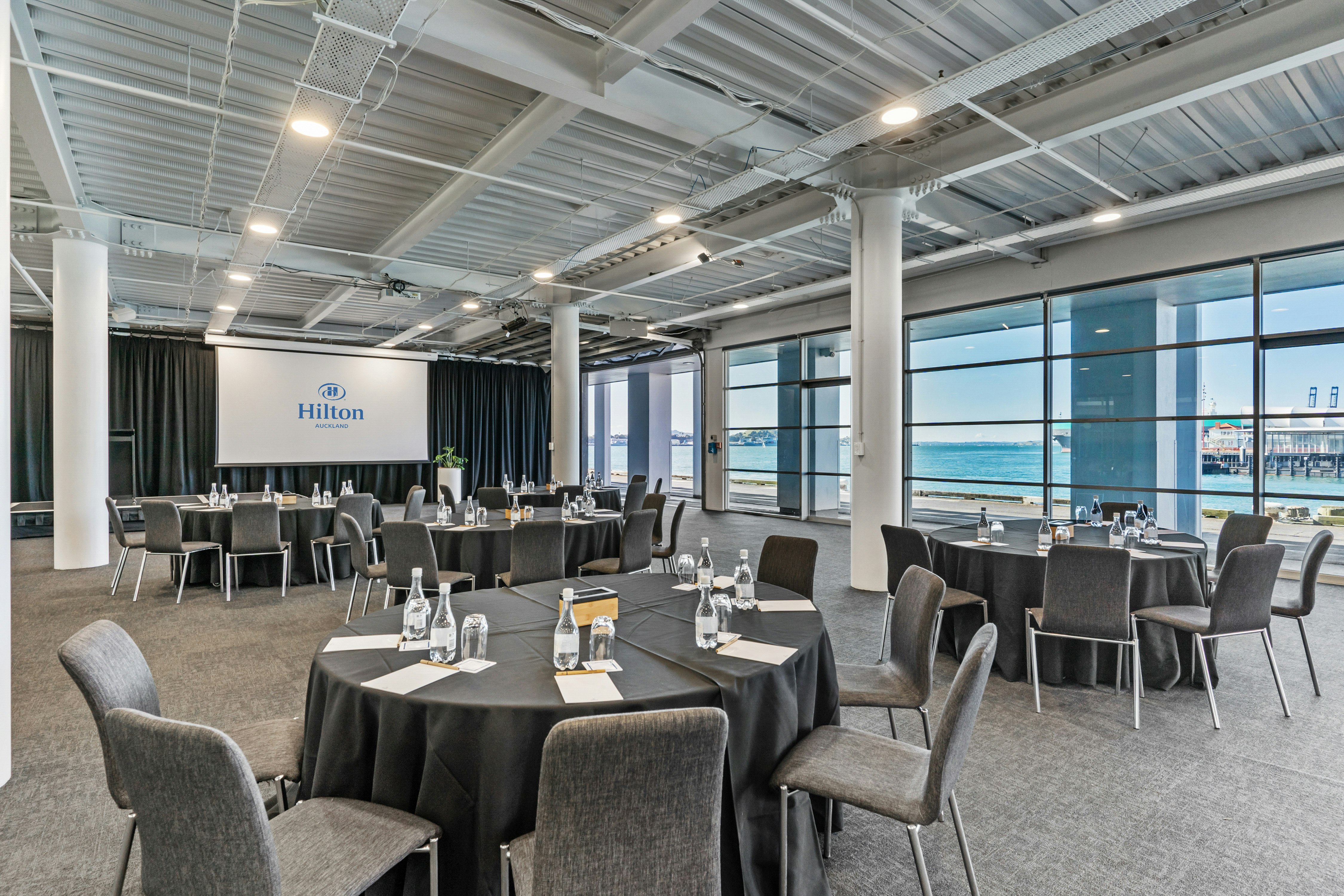 Hilton Auckland 70/78