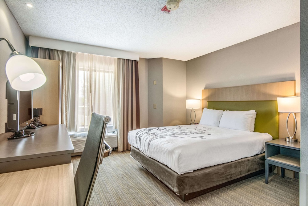 Sleep Inn Fort Mill near Carowinds Blvd. 14/46