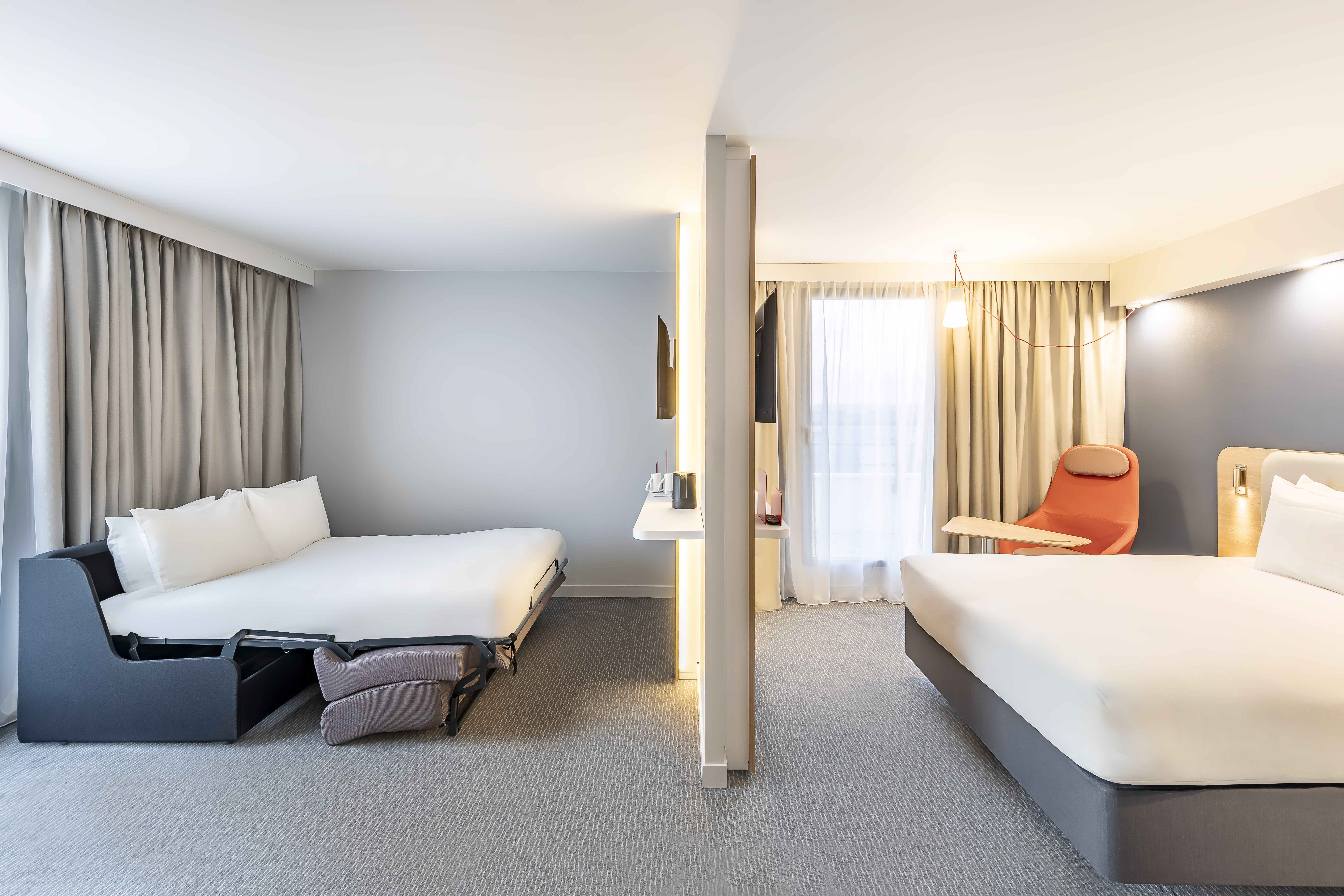 جناح بسرير كوين، Holiday Inn Express Paris - Poissy, an IHG Hotel 2/5