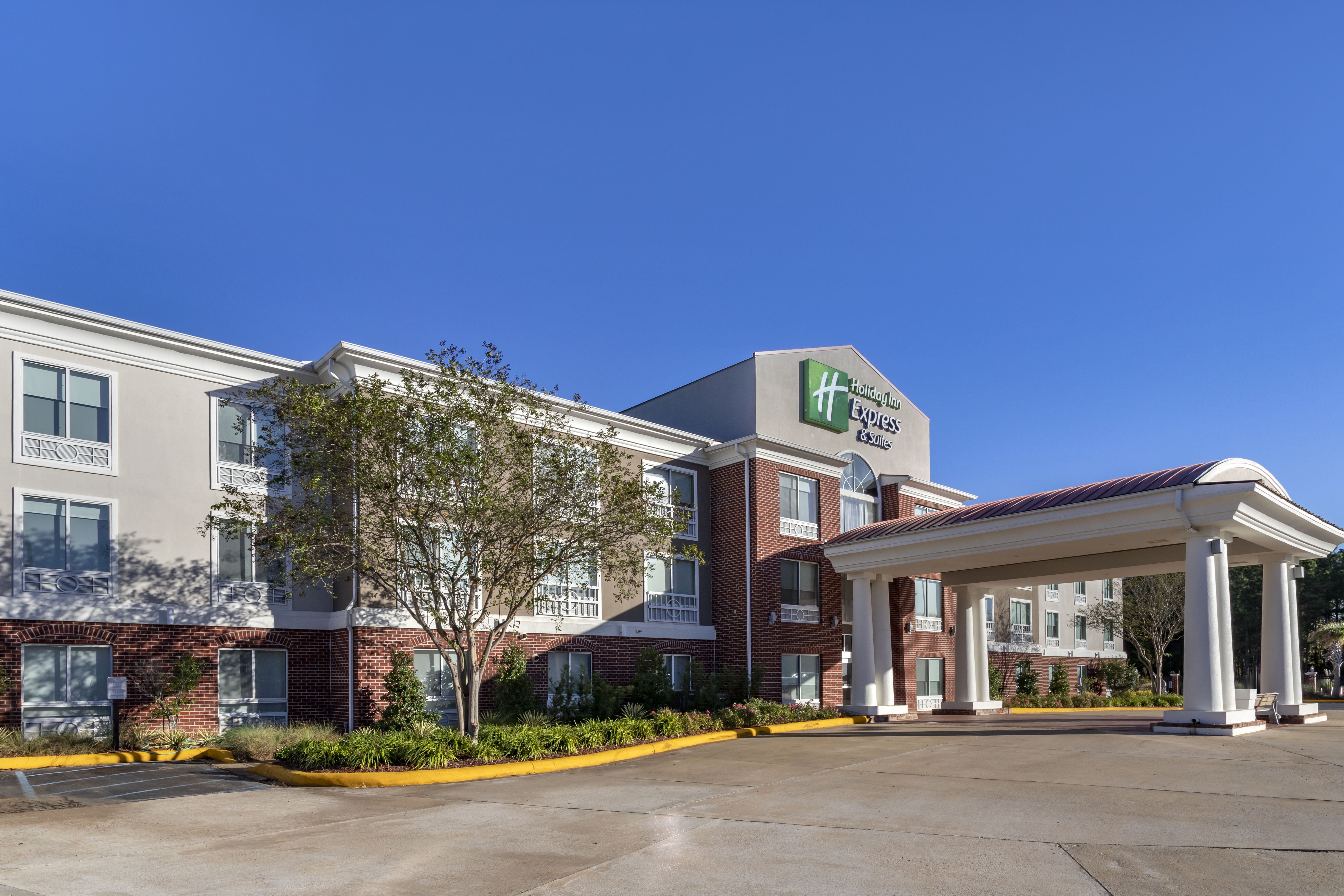 Holiday Inn Express Hotel Suites Natchitoches 51/56