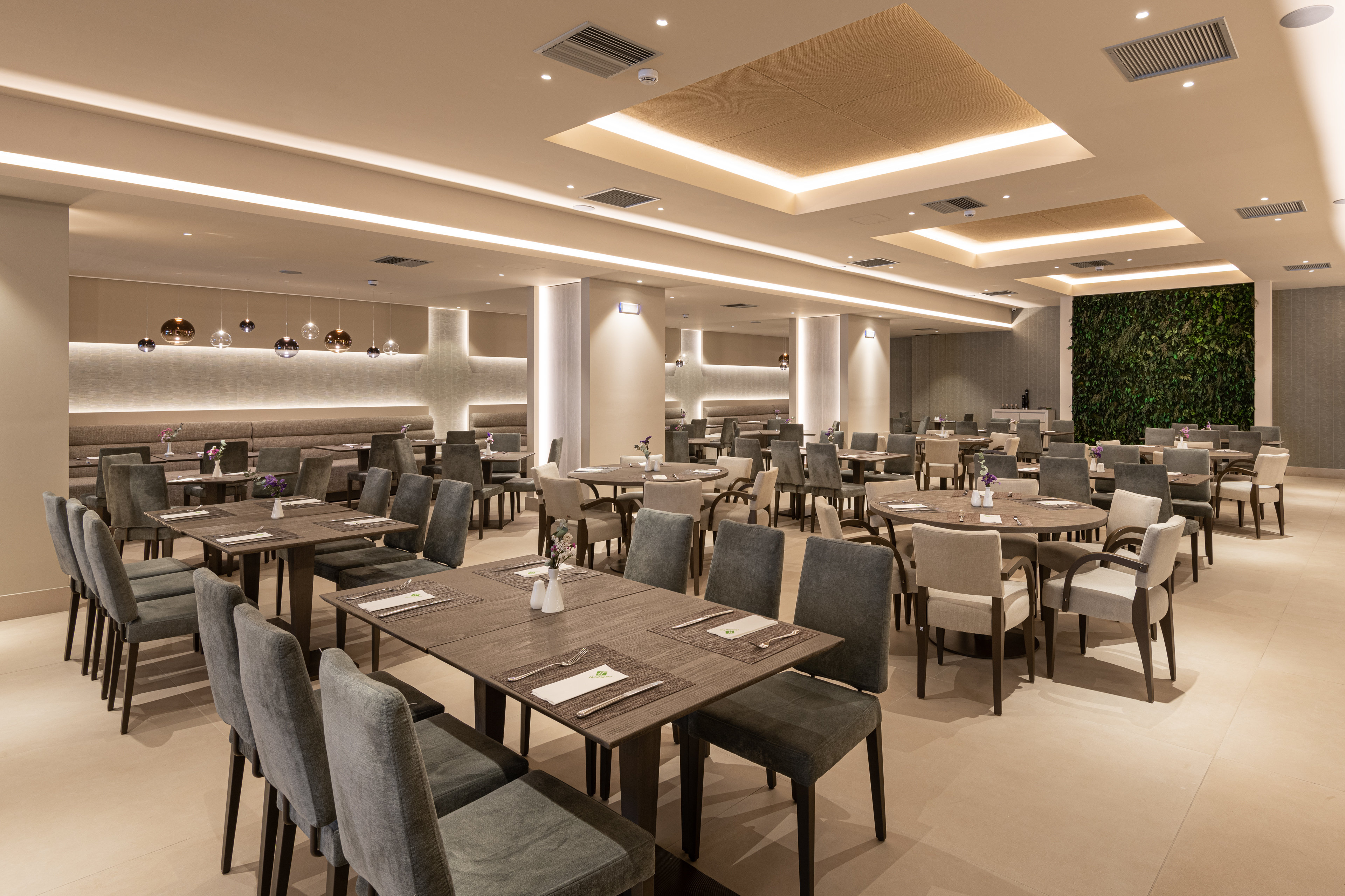 Holiday Inn Thessaloniki 53/72