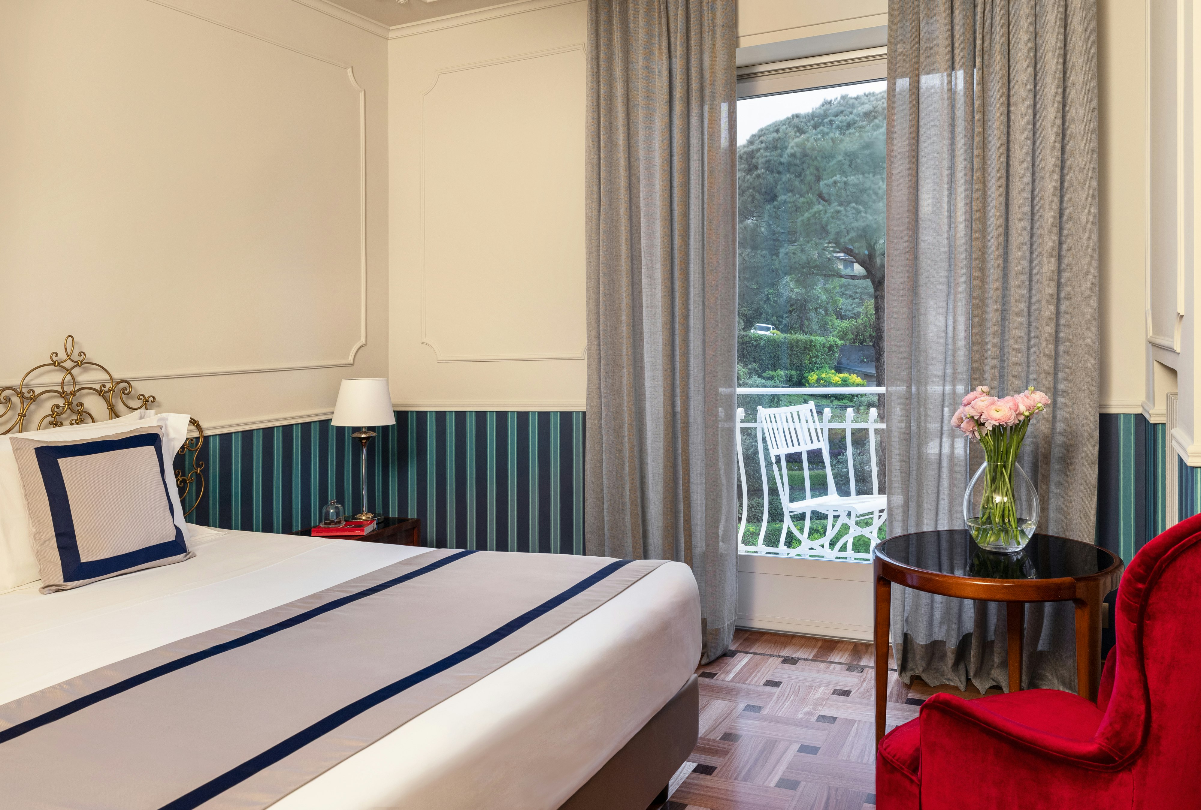 جناح بريميوم بإطلالة على المتنزه