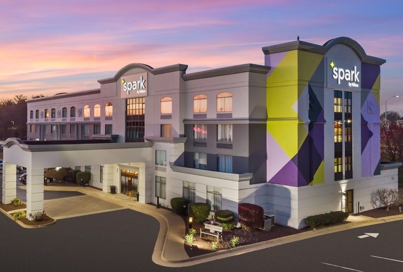 Spark by Hilton Winchester 2/30