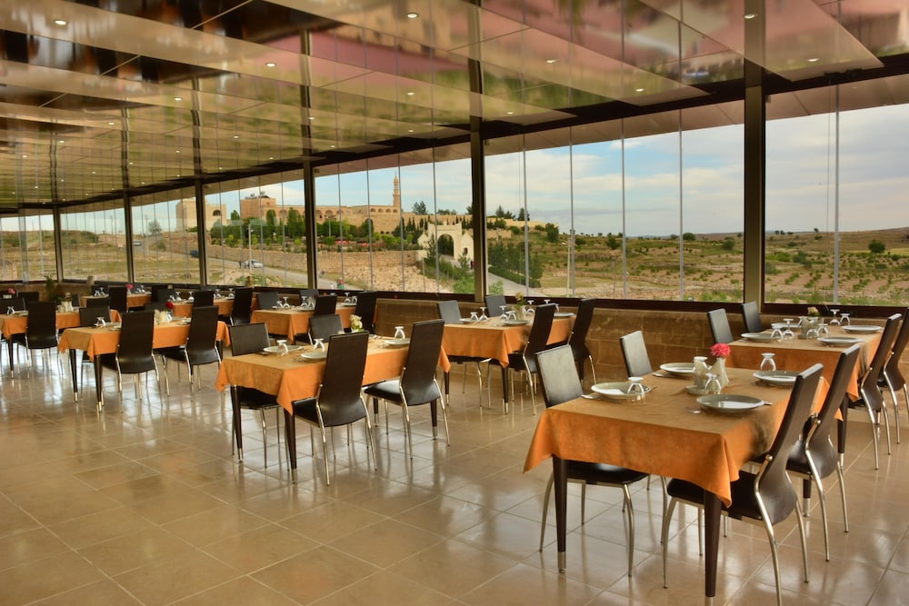 Turabdin Hotel 47/56