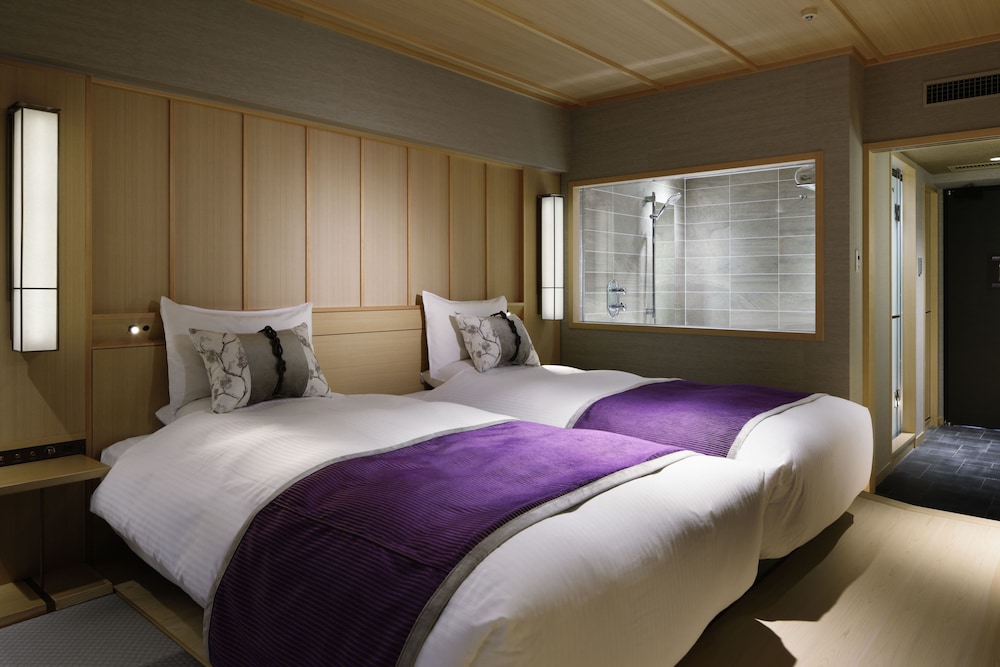 Kyoto Century Hotel 31/75