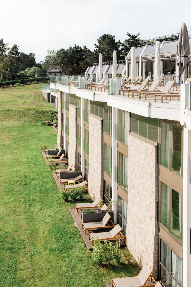 Hotel Emeria Dinard Thalasso and Spa 70/76