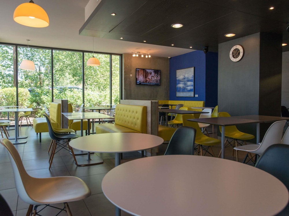 Ibis Budget Archamps Porte De Geneve 38/55