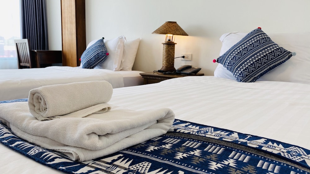 C Hotel Boutique And Comfort 29/40