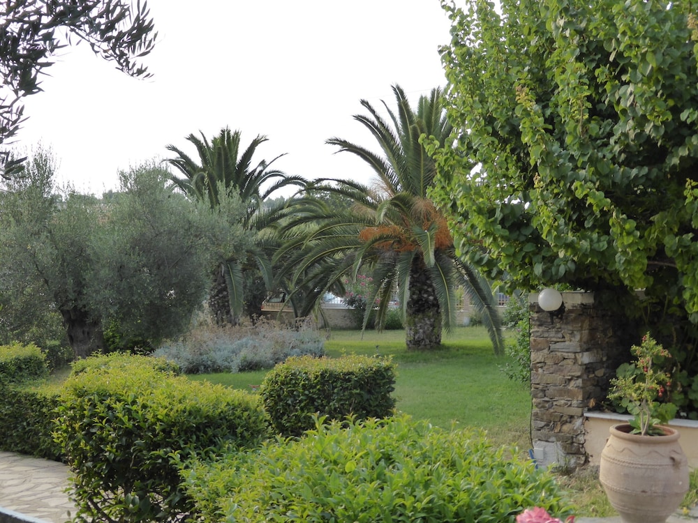 Porto Matina Hotel 46/50
