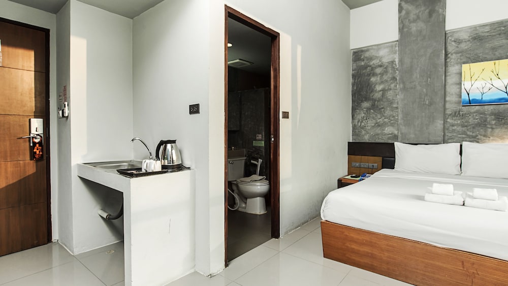 B2 Green Boutique & Budget Hotel 22/62
