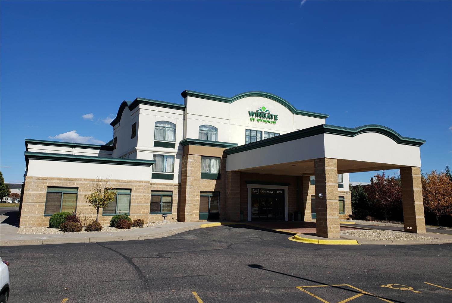 Wingate By Wyndham Coon Rapids 11/12