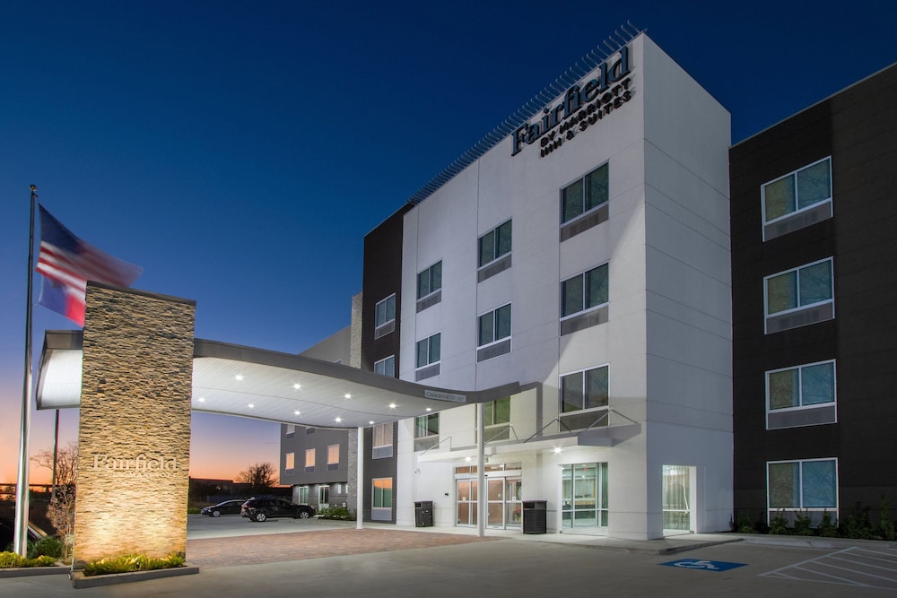 Fairfield Inn & Suites by Marriott Houston Katy 2/43