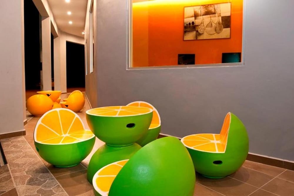 Big Orange Hotel 18/28