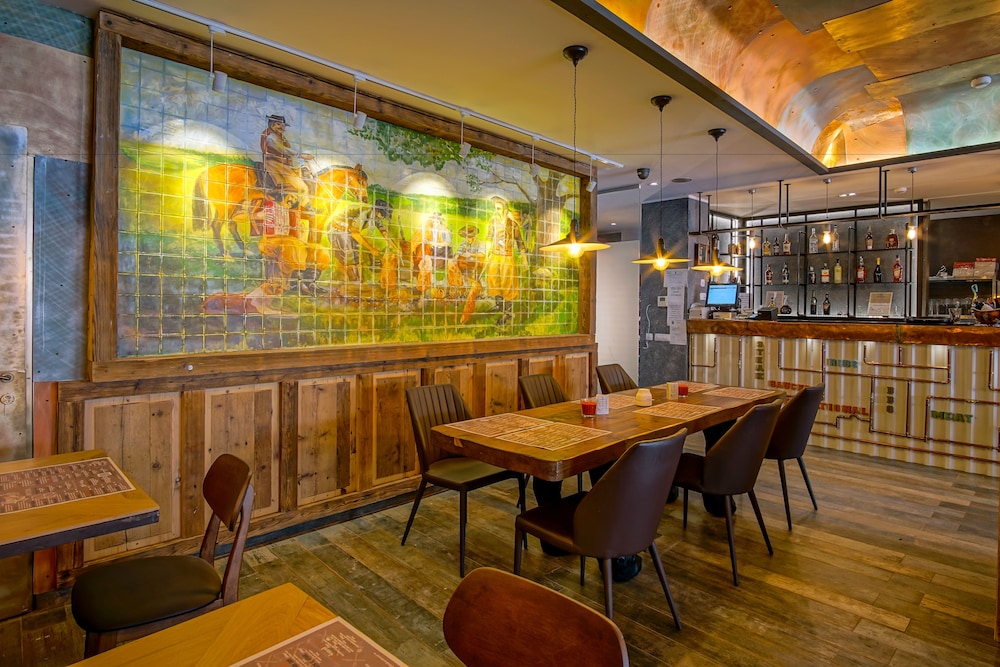 Old Town Boutique Hotel 36/50