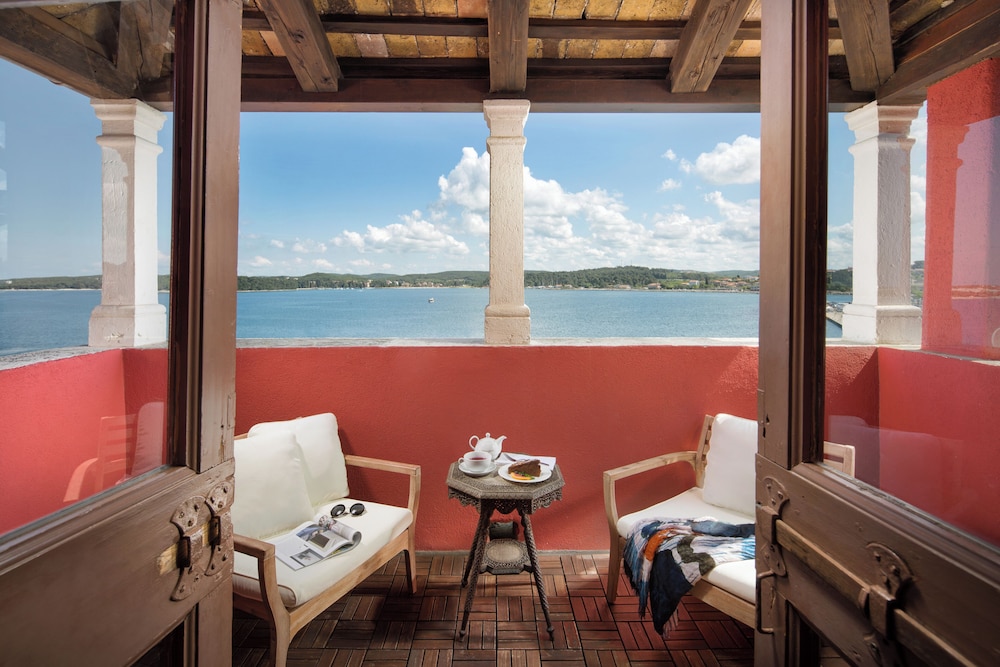 ANGELO D ORO HOTEL — 6