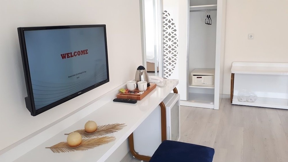 Mavili Suites 20/32