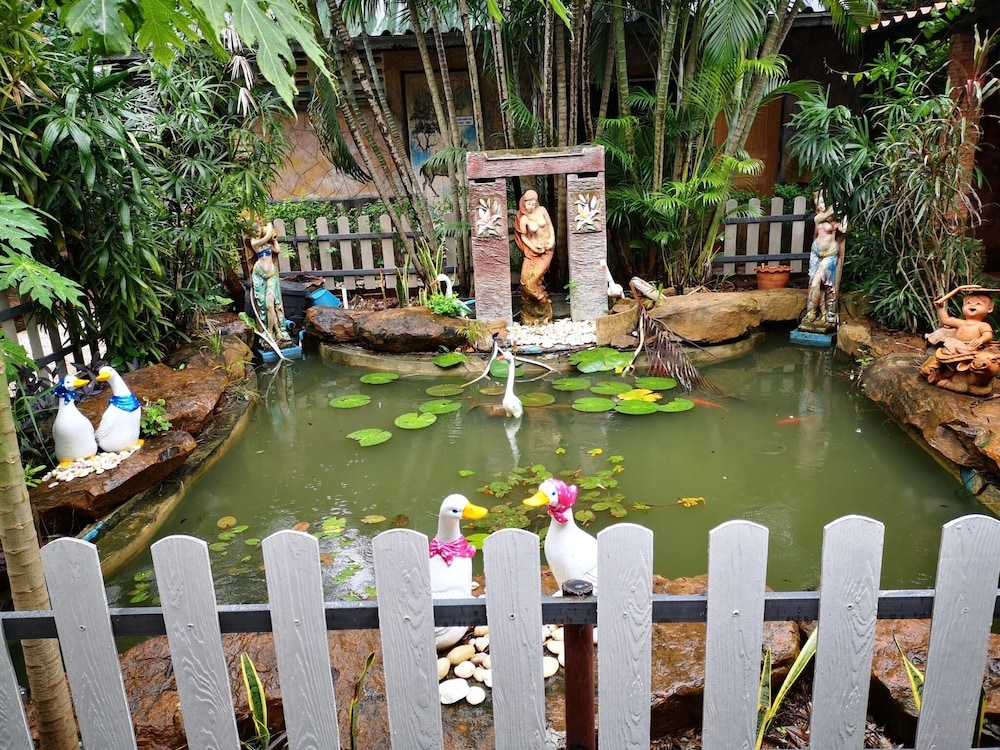 Himawari Restaurant & Cottage 21/34