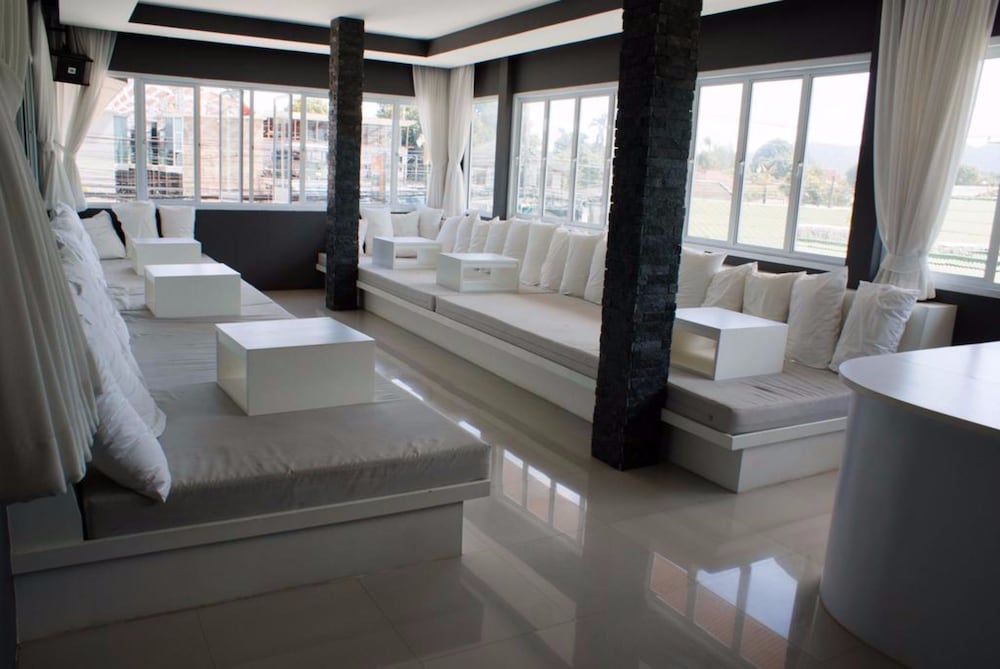 Marina Residence 9/26