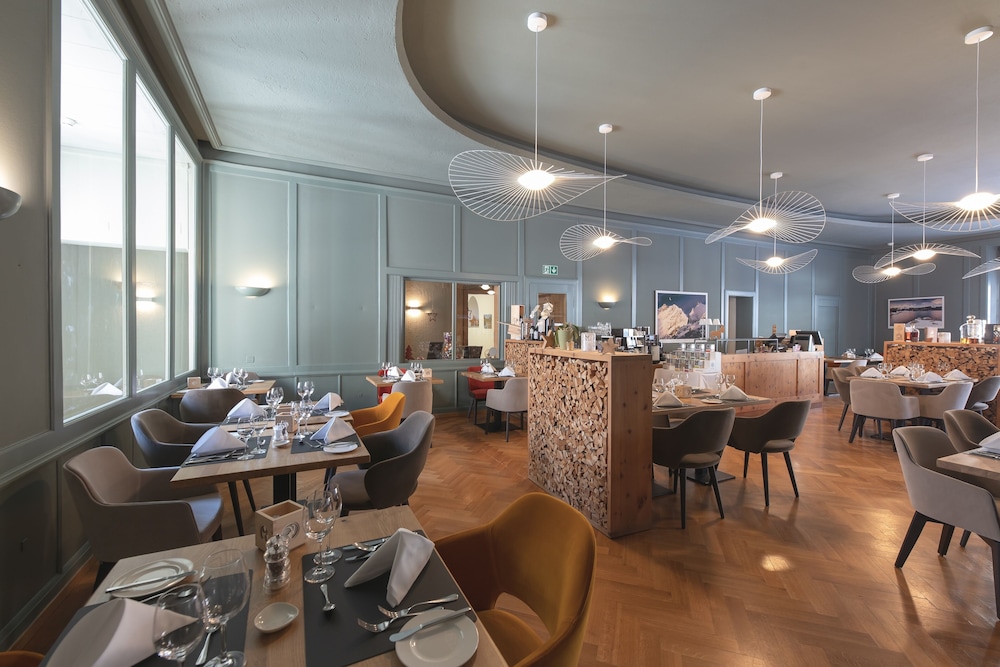 Hotel Rosatsch 33/49