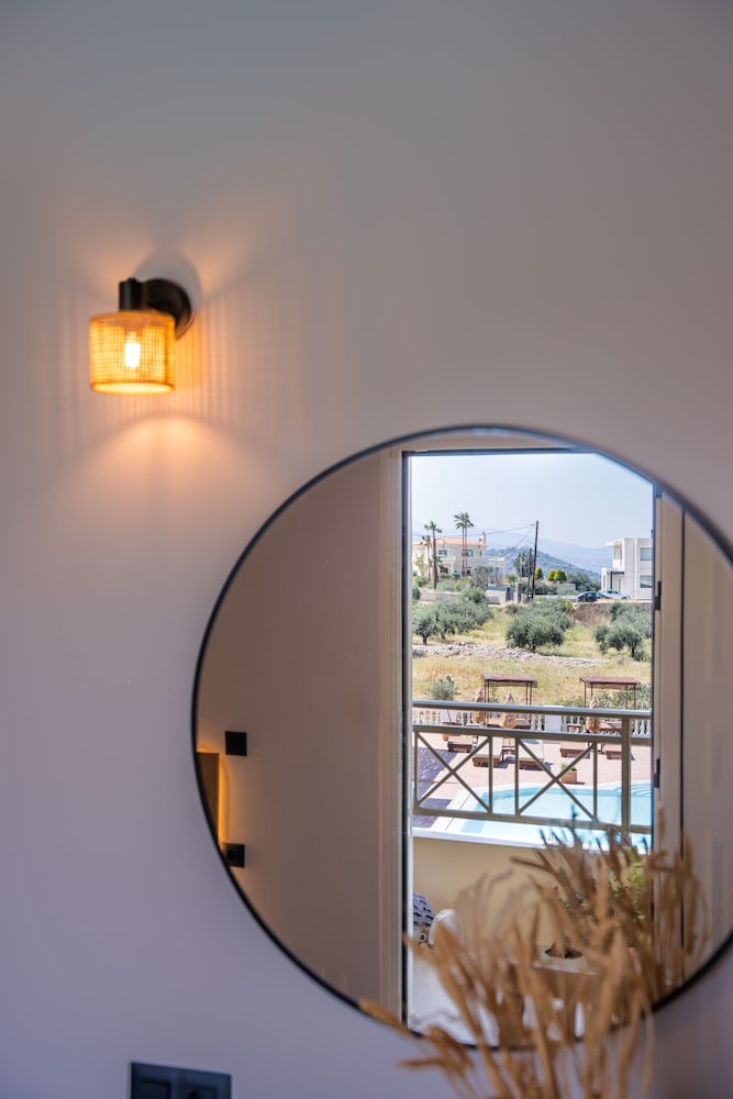 Notos Heights Hotel Suites 39/71