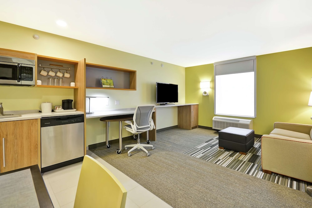Home2 Suites By Hilton Rapid City 51/59