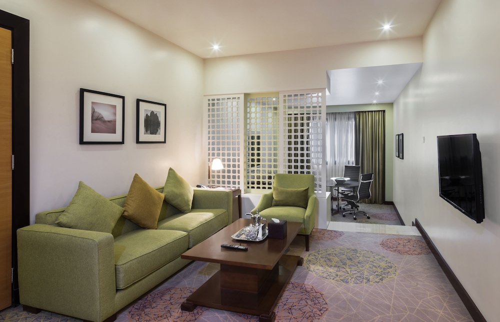 Holiday Inn Al Qasr 31/50