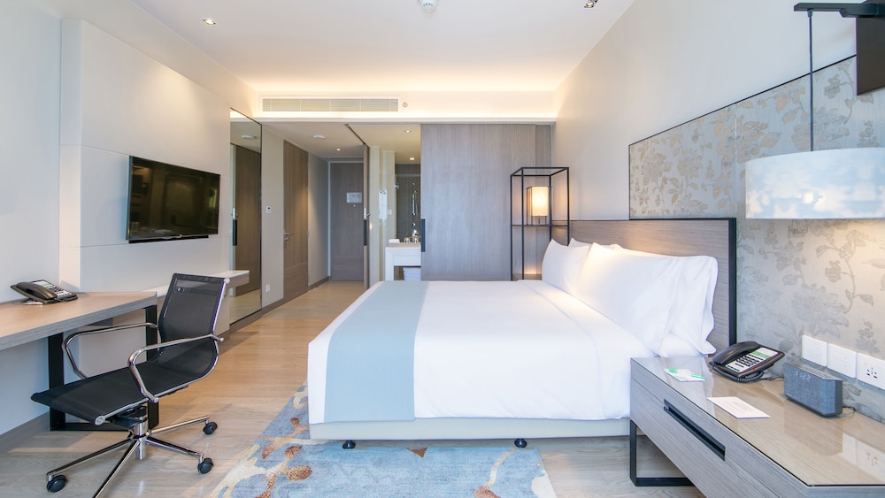Holiday Inn & Suites Rayong City Centre 29/77