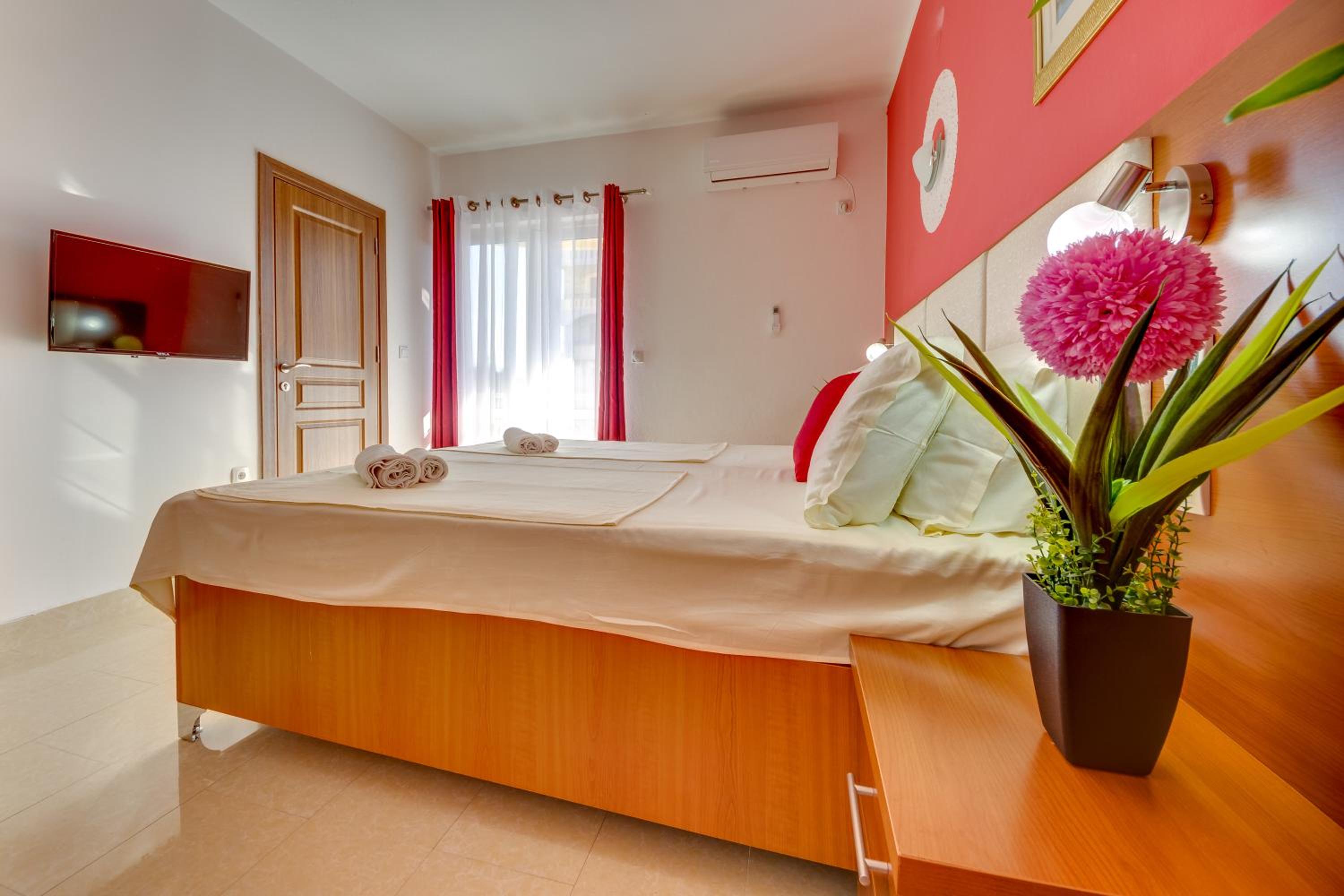 Aparthotel Villa Primafila 10/75
