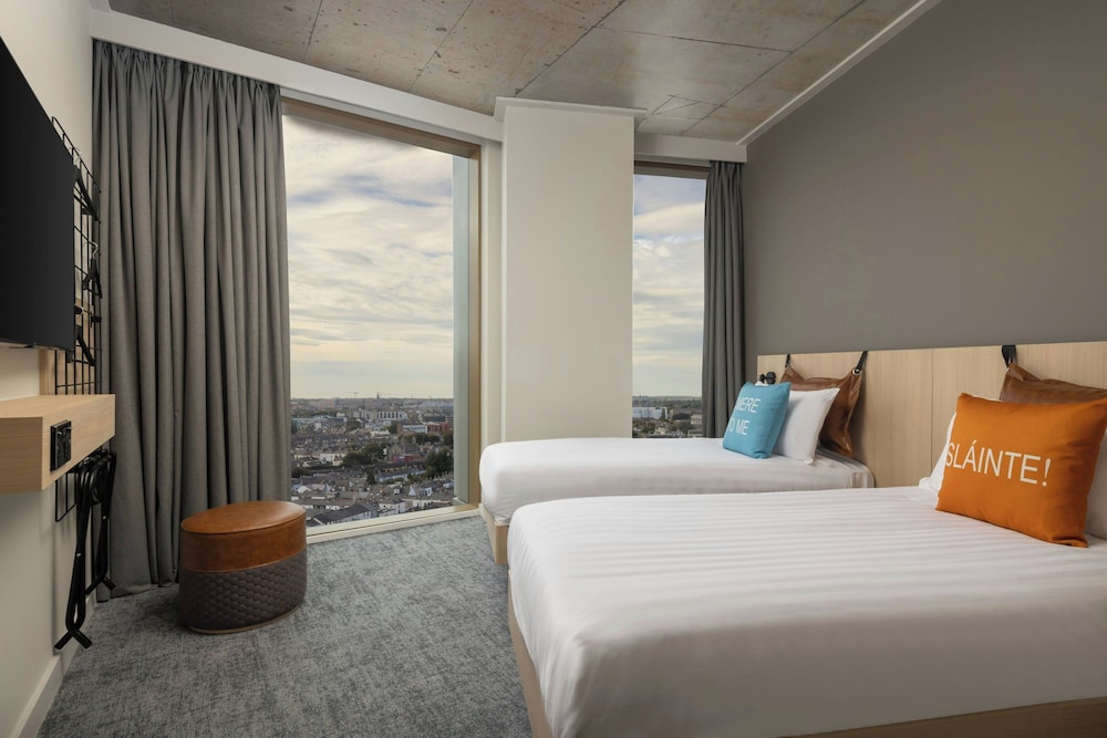 Room at Moxy Dublin Docklands, DUBLIN