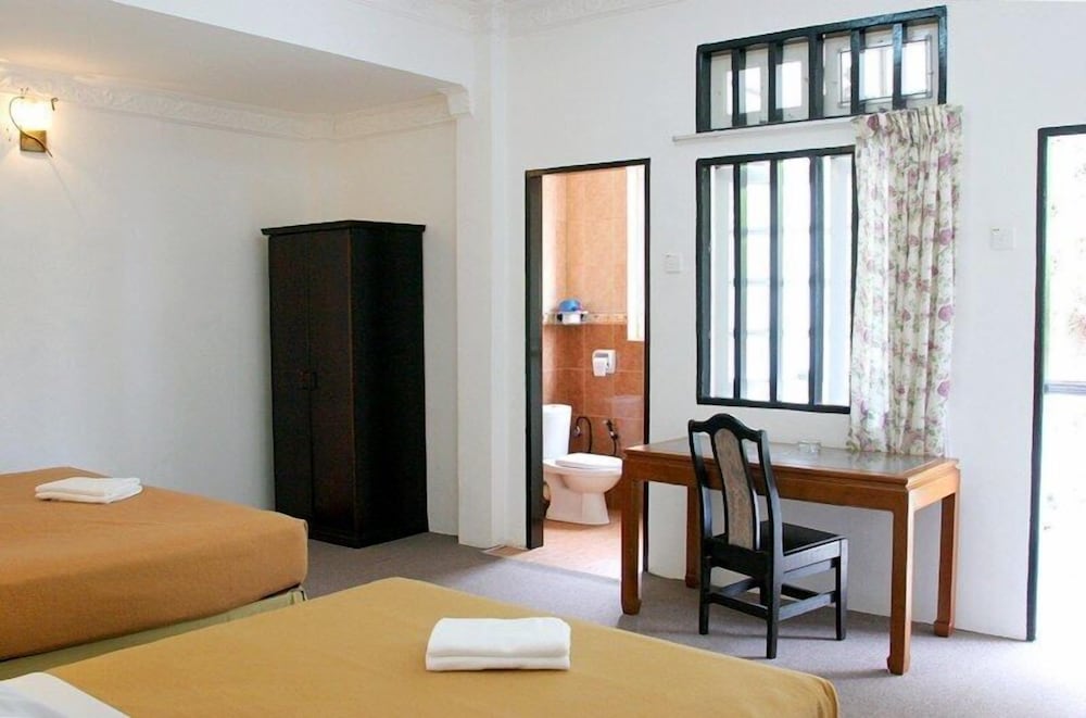 Hillview Inn 22/34