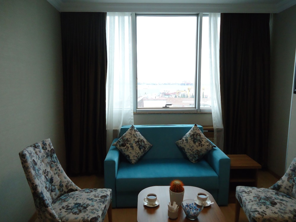 Golden Lounge Hotel 26/42