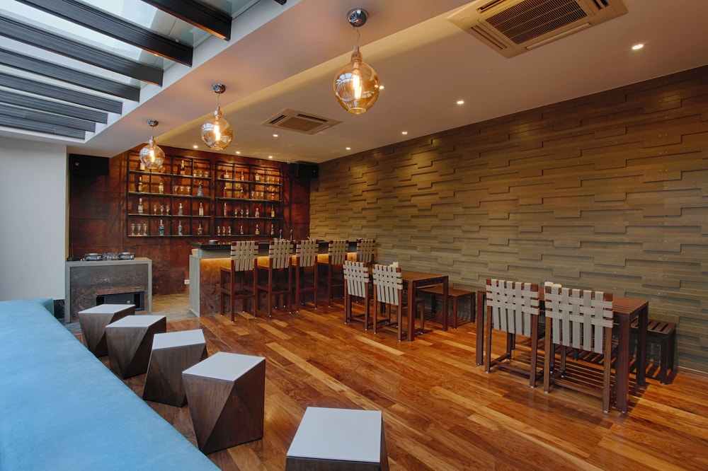 HOTEL LEVANA(FORMERLY BEST WESTERN PLUS LEVANA) 34/43