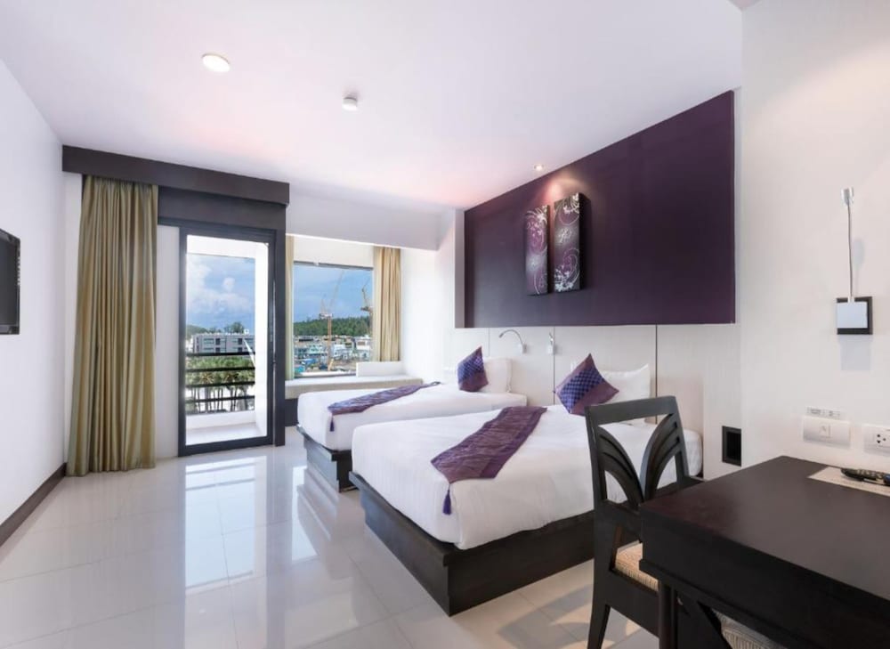 The Blueco Hotel 33/64