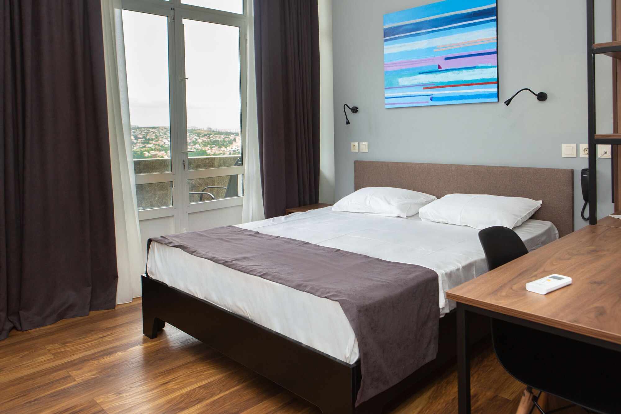 STANDARD, DOUBLE BED, CITY VIEW, TERRACE
