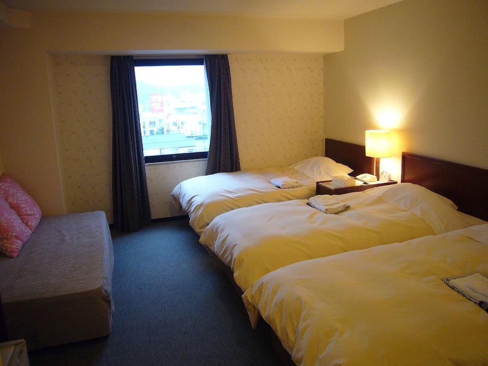 Hotel Crown Hills Nakamura 13/68