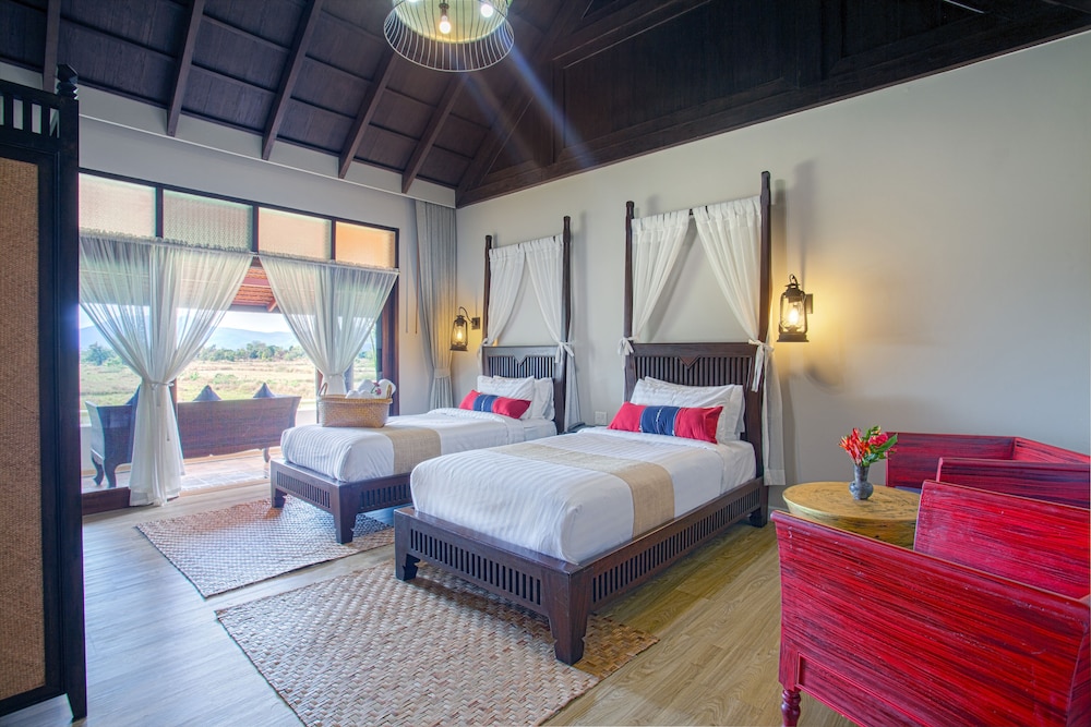 SRIWILAI SUKHOTHAI 8/43