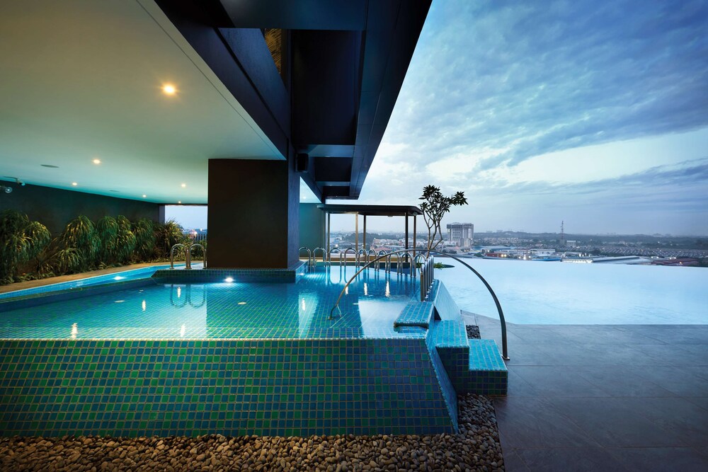 DoubleTree by Hilton Shah Alam i-City 30/76