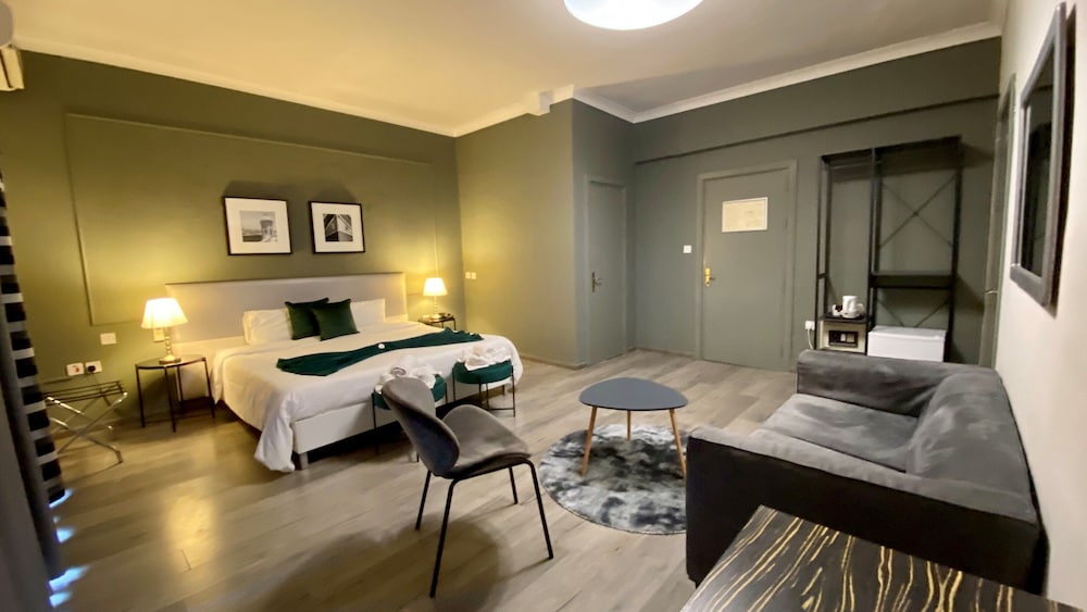 SLIEMA MARINA HOTEL 24/70