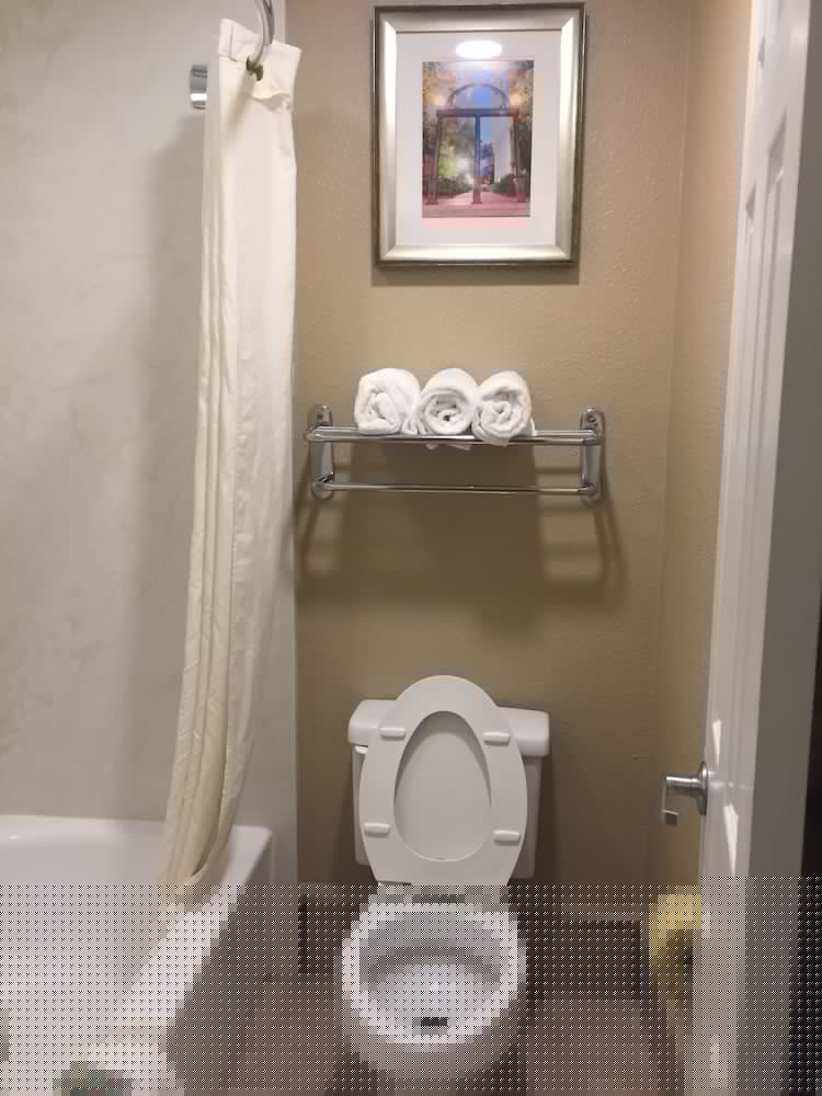 Best Western Athens 8/32
