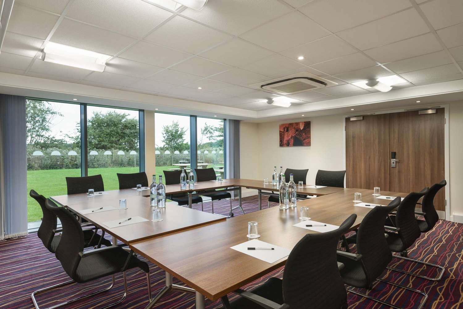Days Inn by Wyndham Wetherby 24/26