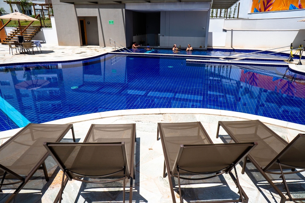 Lagoa Eco Towers Resorts 12/36