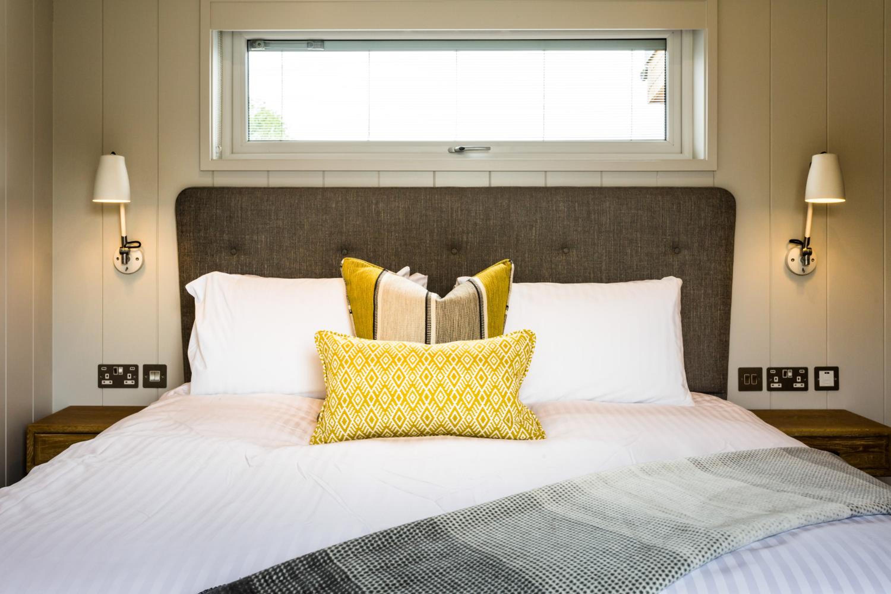 Retreat, Deluxe, Double Bed