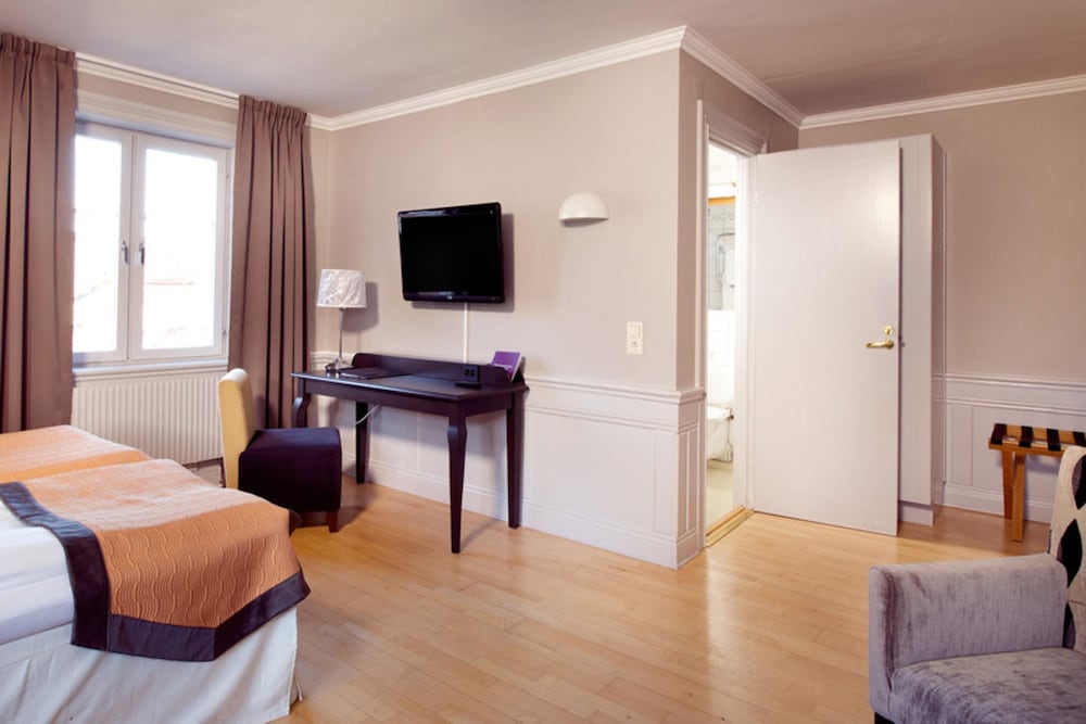 Home Hotel Majoren 40/48