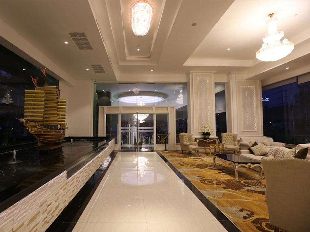 The Bazaar Hotel Bangkok 66/77