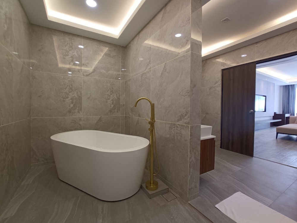 Pacific Regency Beach Resort Port Dickson 47/48