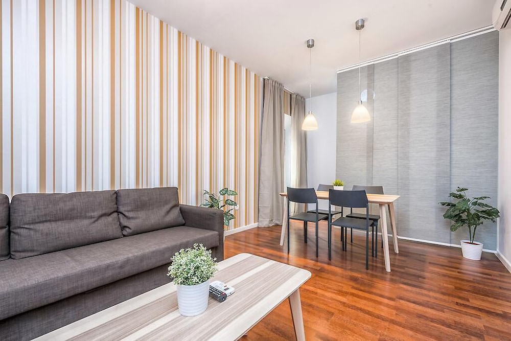 Feelathome Merced Apartments 33/61