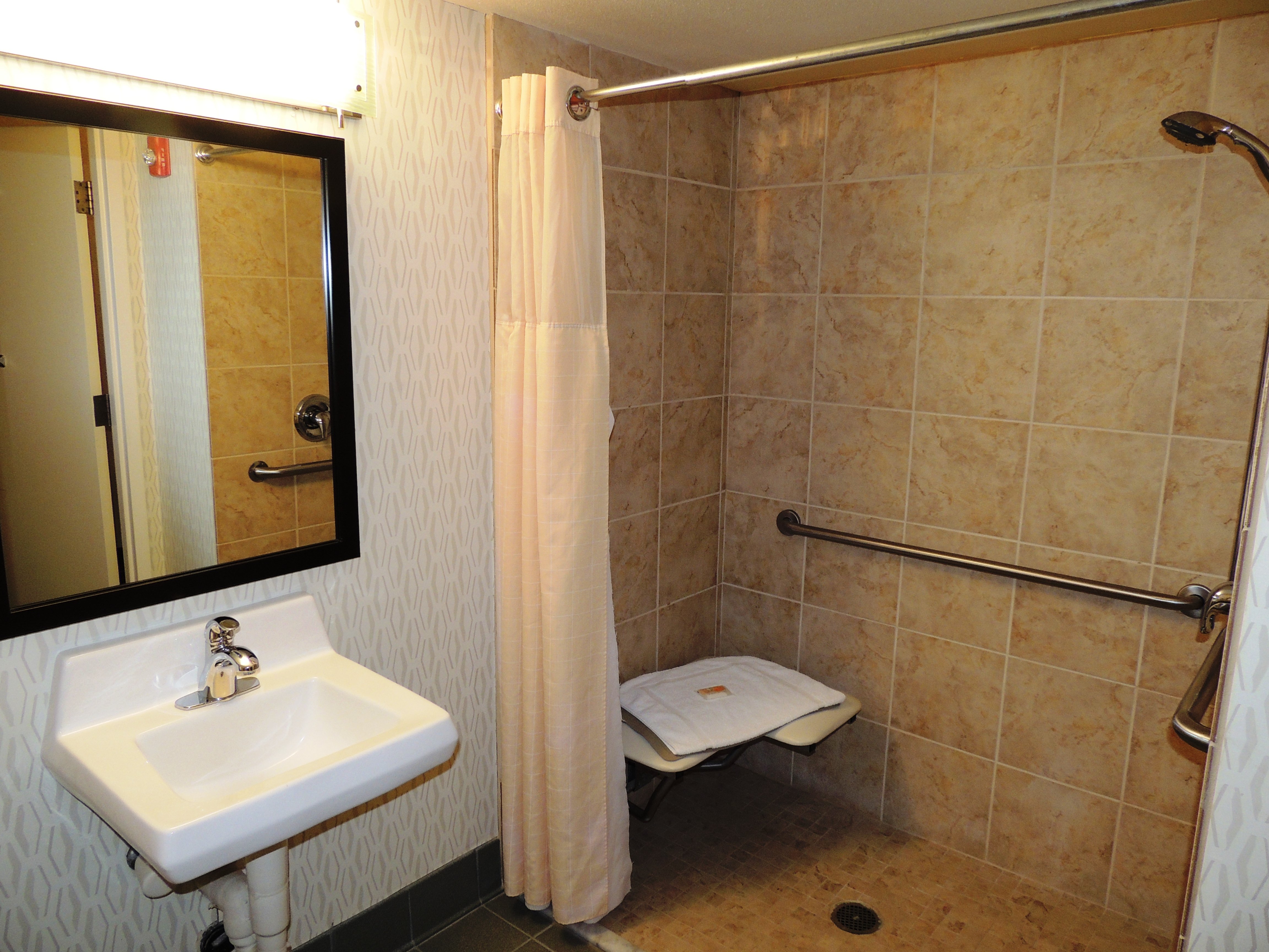Holiday Inn Portland I 5 S Wilsonville 43/44